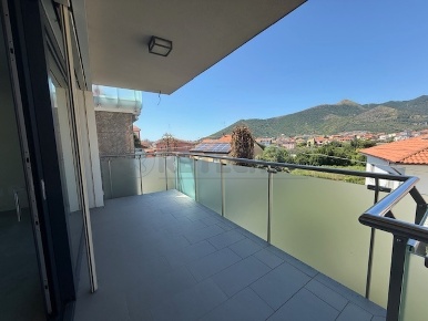 Foto Appartamento in Via Varese 11, Loano Centro di 70 m² con 4 locali