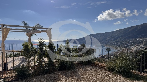 Foto Appartamento in Via degli Anemoni s.n.c, Ospedaletti di 60 m²