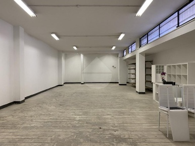 Foto Laboratorio in Via Martiri VI Ottobre, Lanciano Centro di 114 m²