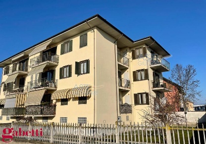 Foto Appartamento in Via Montegrappa 11, Cavallermaggiore Centro di 72 m²