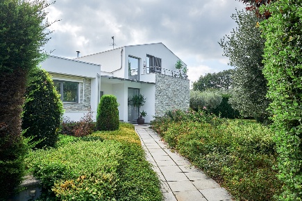 Foto Villa unifamiliare in Via TORRE 238, Torrevecchia Teatina di 232 m²