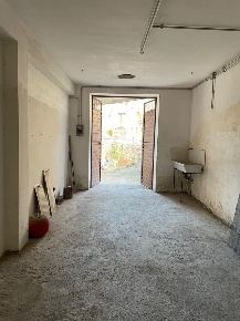 Foto Box in Via del ponte 26, Vasanello di 30 m² in affitto