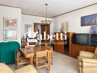 Foto Appartamento in Via NESPOLO SABINO 14, Roma Tor de' Schiavi di 102 m²