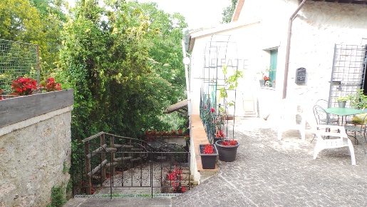 Foto Appartamento in Via Giuseppe Garibaldi 19, Sellano Centro di 171 m²