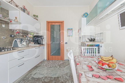 Foto Appartamento in Via Quintino Sella 3, Collegno Borgo Nuovo di 83 m²