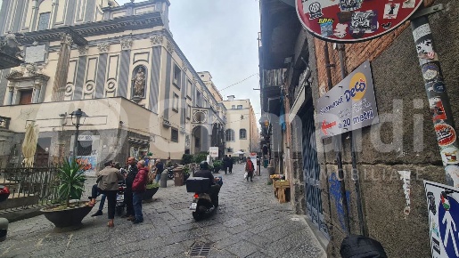 Foto Appartamento in CINQUESANTI, Napoli Centro Storico di 120 m²