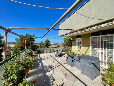 Foto Attico in Monte San Vito, Roma San Basilio di 136 m² con 4 locali