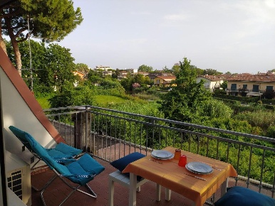 Foto Appartamento a Massa Marina di Massa Centro di 50 m² con 2 locali