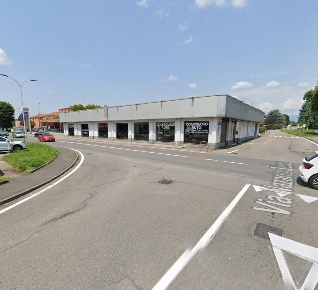 Foto Locale commerciale a Seregno Santa Valeria di 870 m² con 3 locali