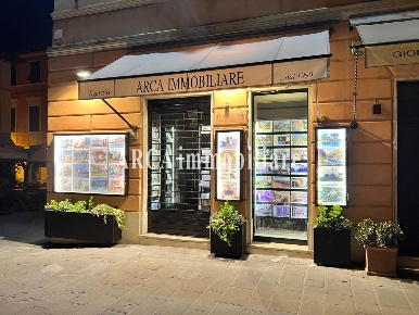 Foto Terreno residenziale a Pietrasanta di 2500 m² in vendita