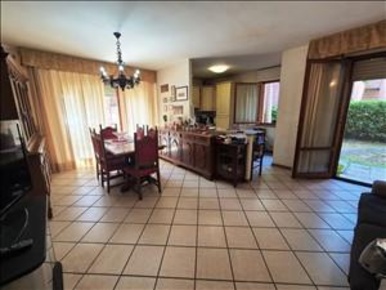 Foto Appartamento a Siena Scacciapensieri di 151 m² con 6 locali in vendita