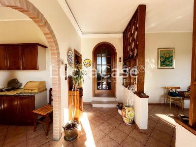 Foto Villa bifamiliare a Altopascio Spianate, Ponte ai Pini di 130 m²