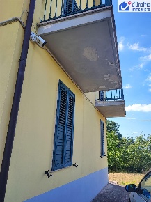 Foto Villa unifamiliare a Campobasso di 300 m² in vendita