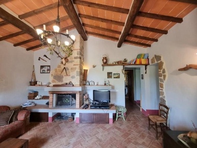 Foto Appartamento a Colle di Val d'Elsa di 80 m² con 4 locali in vendita