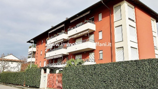 Foto Appartamento in via Bormio, Canegrate di 53 m² con 1 locali in vendita