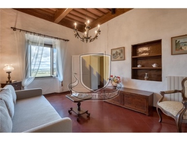 Foto Appartamento in TORRI, Sovicille di 85 m² con 4 locali in vendita