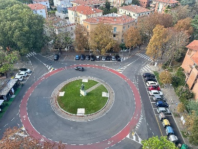 Foto Appartamento in piazzale Leonardo da Vinci 1, Imola di 199 m²