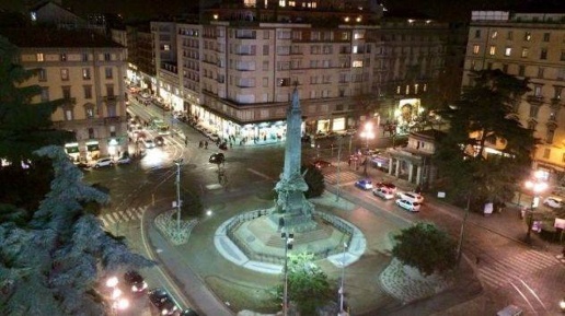 Foto Negozio a Milano Indipendenza di 220 m² con 4 locali in vendita