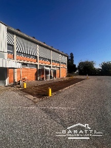 Foto Capannone industriale a Gonzaga di 9000 m² in affitto