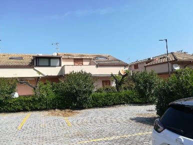 Foto Villa a schiera in C.DA PISTAVECCHIA, Campofelice di Roccella di 55 m²