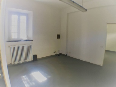 Foto Ufficio a Signa Centro di 50 m² con 3 locali in affitto