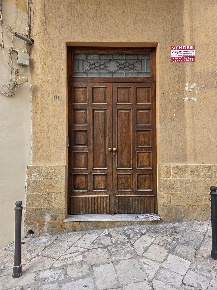 Foto Appartamento in vico martinez  19, Brindisi Centro Storico di 70 m²