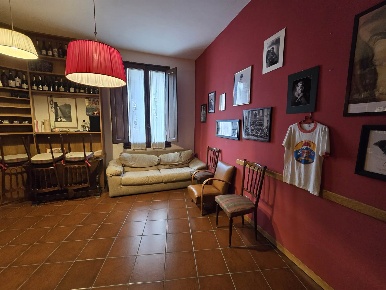 Foto Appartamento in Via Giovanni Fabbroni, Firenze di 80 m² con 3 locali