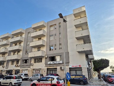 Foto Appartamento a Marsala Centro Urbano di 125 m² con 4 locali in vendita