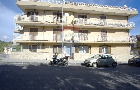 Foto Appartamento in corso italia, Acireale di 200 m² con 10 locali