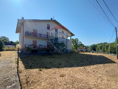 Foto Appartamento in VIA VILLA OSPEDALE, Pizzoli Centro di 110 m²