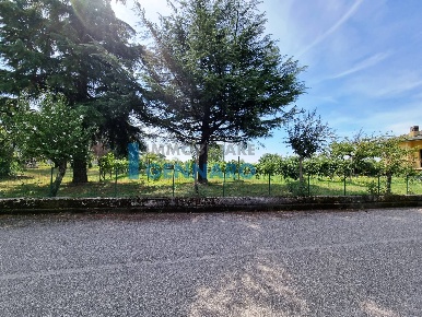 Foto Terreno residenziale in Via Pascoli, Pavia di Udine Lumignacco