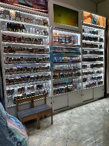 Foto Attività commerciale in Via Carminiello Al Mercato, Napoli Mercato