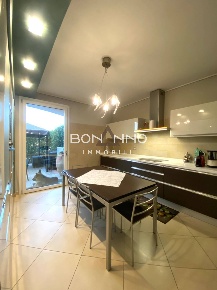Foto Villa bifamiliare in VIA DELLA CROCE, Resana Castelminio di 150 m²