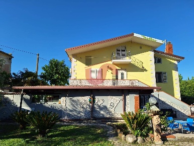 Foto Casa indipendente in Contrada Serretelle, Benevento San Vito di 200 m²