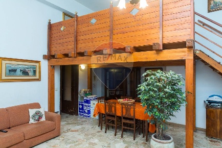 Foto Appartamento in Via Dei Vespri, Misterbianco Centro di 90 m²