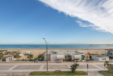 Foto Appartamento in VIA FRANCESCO PETRARCA, Pescara di 153 m² con 6 locali