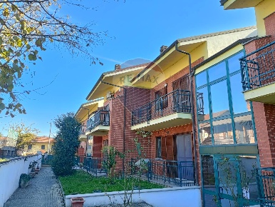 Foto Appartamento in Via Monte Nero, Virle Piemonte di 100 m² con 4 locali