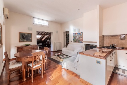 Foto Appartamento in Via Di Monte Giordano, Roma Piazza Navona di 130 m²