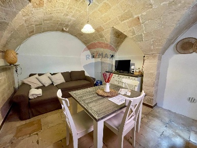 Foto Loft in Via Insanguine, Monopoli Centro di 74 m² con 3 locali