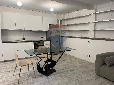 Foto Appartamento in frizzoni, Bergamo Centro di 80 m² con 2 locali