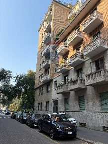 Foto Appartamento a Milano Dezza di 84 m² con 2 locali in vendita