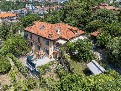 Foto Villa bifamiliare in Strada Alberoni, Torino Cavoretto di 223 m²