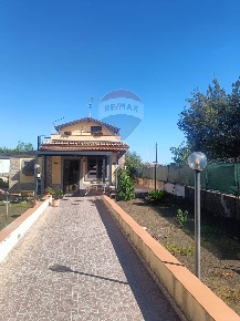 Foto Villa singola in Via Carlo Alberto Dalla Chiesa, Tremestieri Etneo