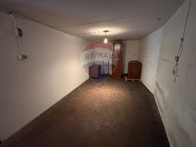 Foto Box a Savona Oltreletimbro, Santa Rita di 16 m² con 1 locali