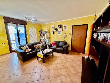 Foto Appartamento a Alessandria Cristo di 90 m² con 4 locali in vendita