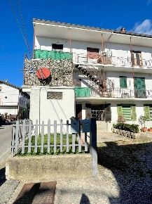 Foto Case semi ndipendenti in via don allegrini, Ponte San Pietro di 150 m²