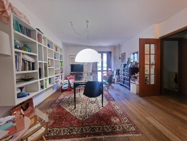 Foto Villa a schiera a Carrara Avenza di 165 m² con 7 locali in vendita