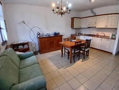 Foto Appartamento a Calcinaia Fornacette di 65 m² con 3 locali in vendita