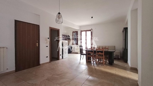 Foto Appartamento a Castelfranco di Sotto Centro di 70 m² con 3 locali