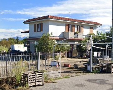 Foto Appartamento a Desio di 298 m² con 4 locali in vendita